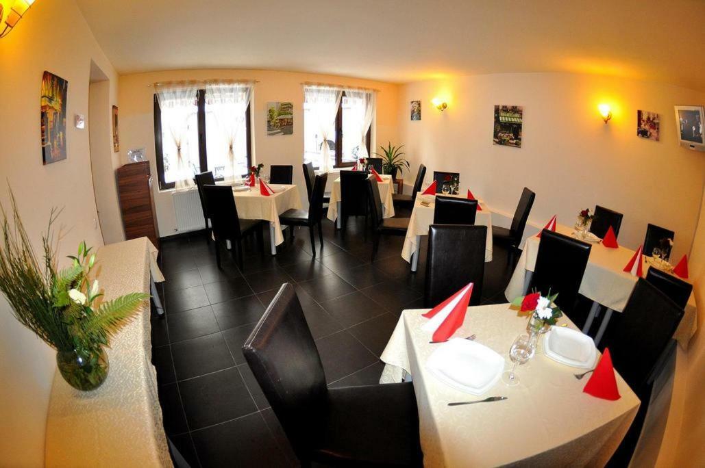 Hotel Gema Brassó Kültér fotó