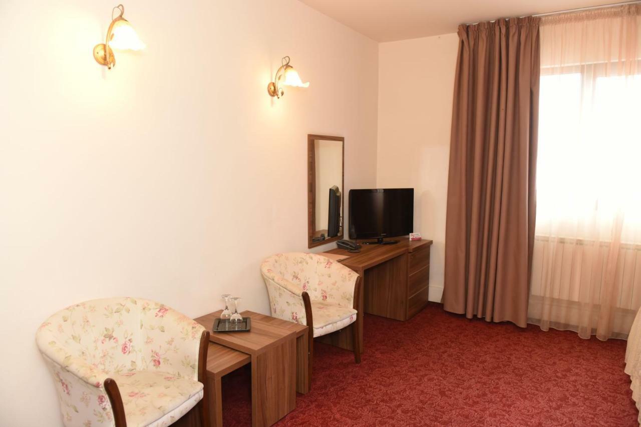 Hotel Gema Brassó Kültér fotó