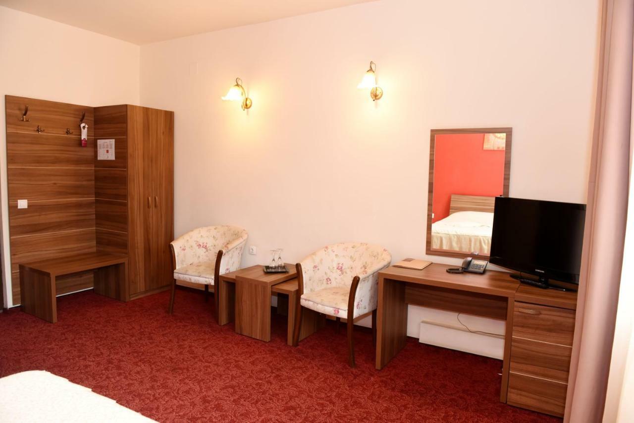 Hotel Gema Brassó Kültér fotó
